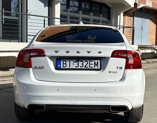 Volvo S60 cena 56000 przebieg: 144500, rok produkcji 2014 z Białystok małe 172
